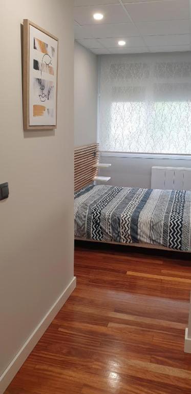 Pension Guggenheim Riverview Hbi01297 Bilbao Room photo